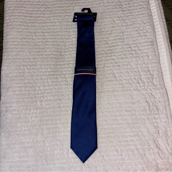 Tommy Hilfiger Deep Blue Herringbone Tie - Picture 3 of 4